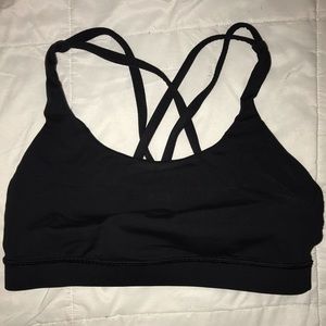 Black Lululemon sports bra
